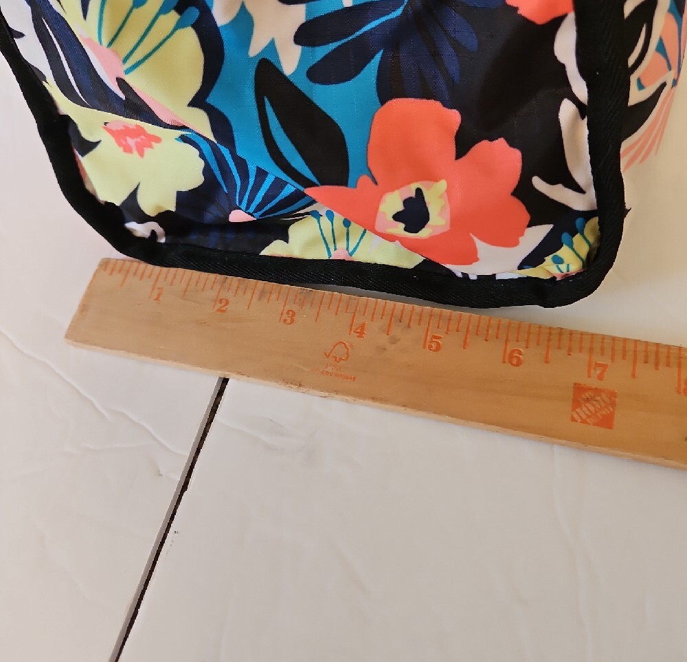 Le Sport Sac Black Floral Canvas Travel Duffel Bag - Women's Weekender - Picture 6 of 14